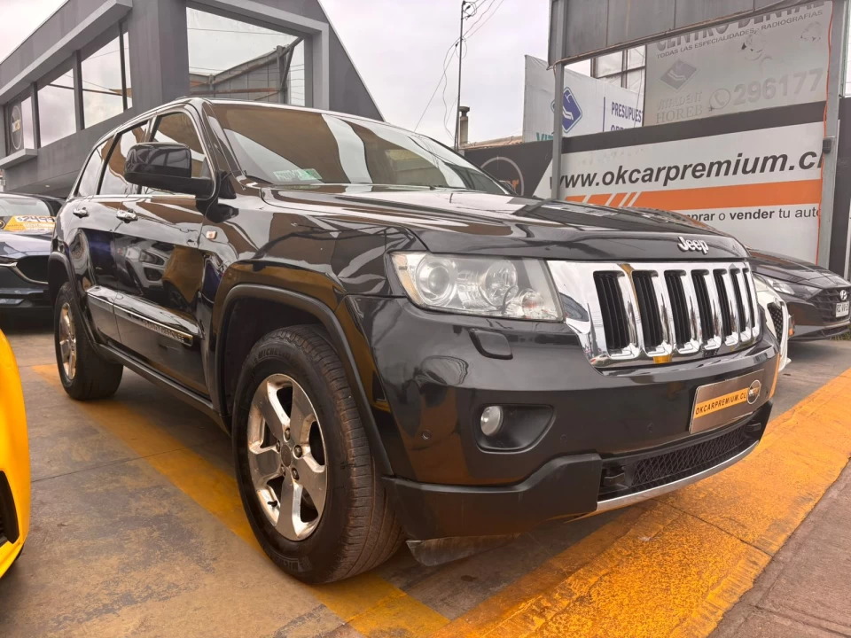 JEEP GRAND CHEROKEE LIMITED 4X4 AT 2013