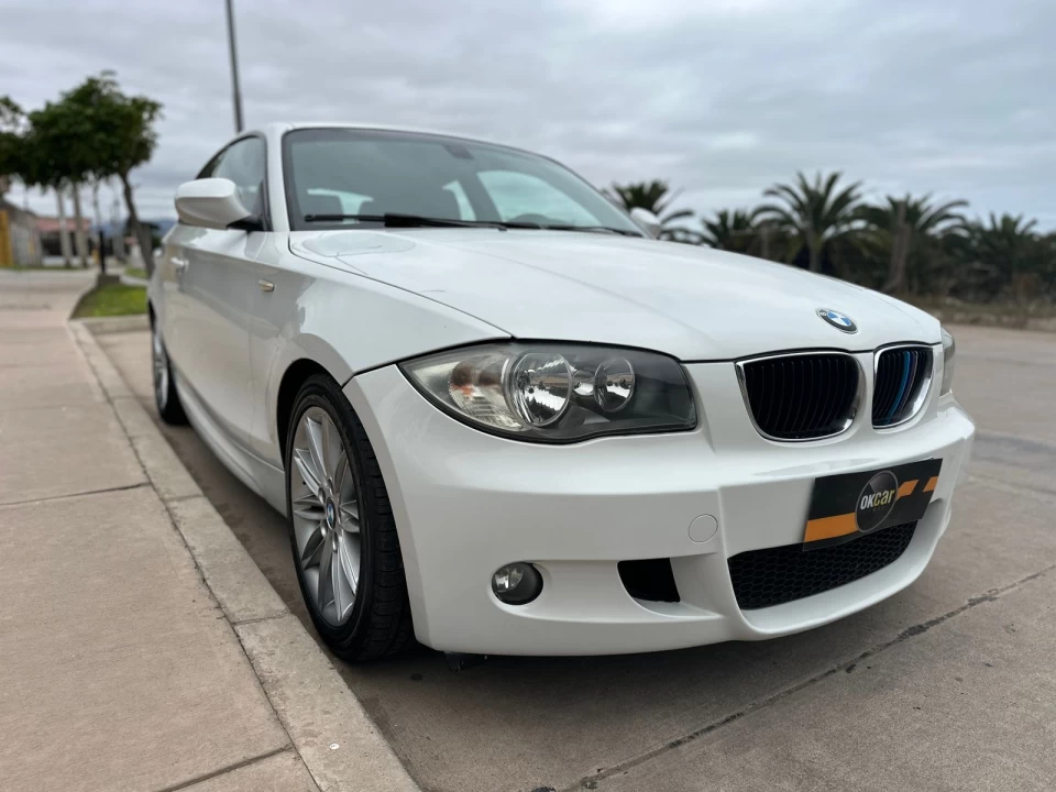 BMW 116I 3DR M 1.6, SPORT LINE. 2011