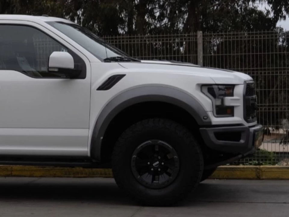 FORD F150 SVT 2017