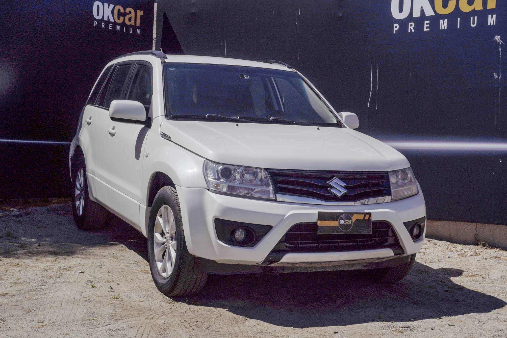 SUZUKI GRAND NOMADE 1 2014