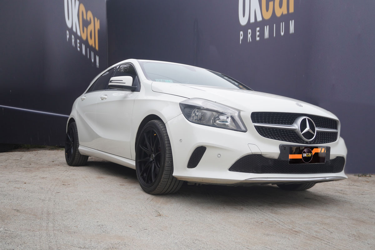 MERCEDES BENZ A200  2018